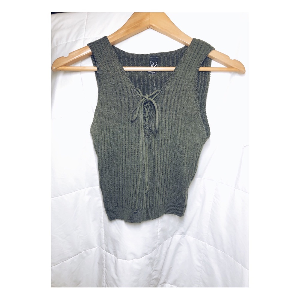 NWOT Windsor Crop Top